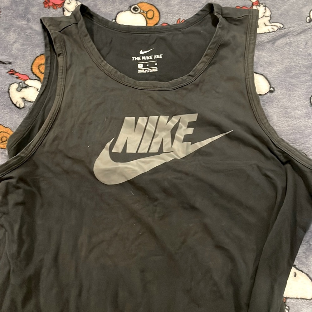 Black the Nike tee tank top size medium
